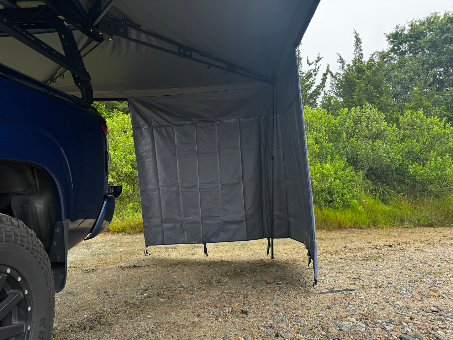 Reign Outdoor Windbreaker Wind Screen
