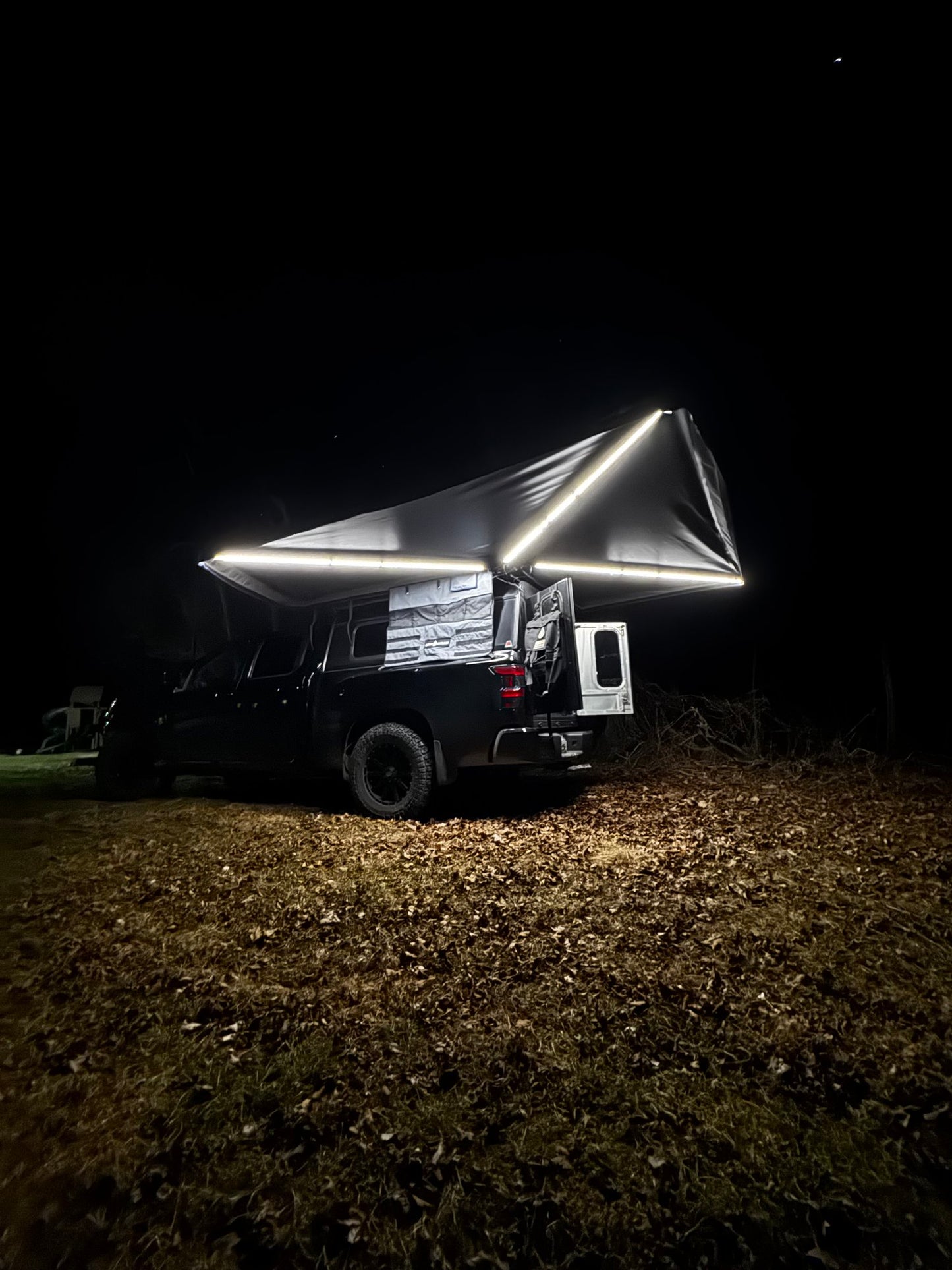 Reign Outdoor 270 FR+ Freestanding Awning
